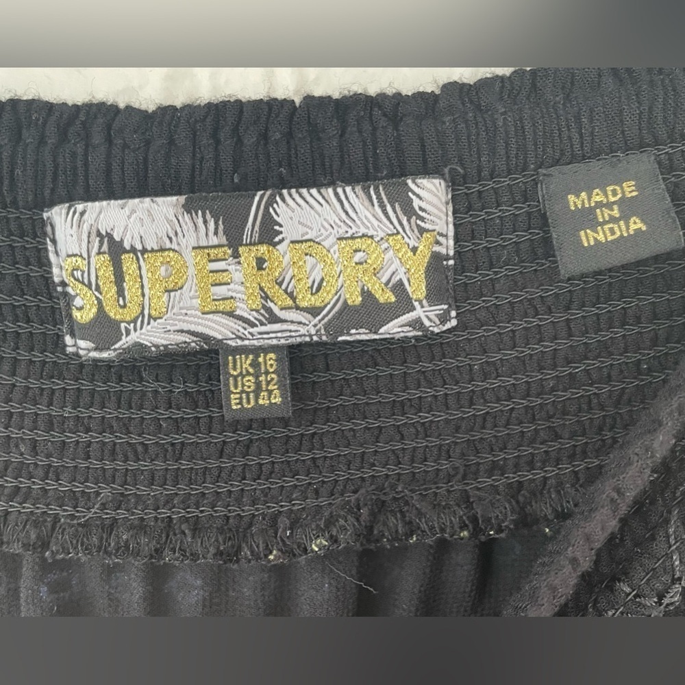 Superdry women's lined black/multicolored lightweight Sara smocked skirt;size 12 - Picture 6 of 9